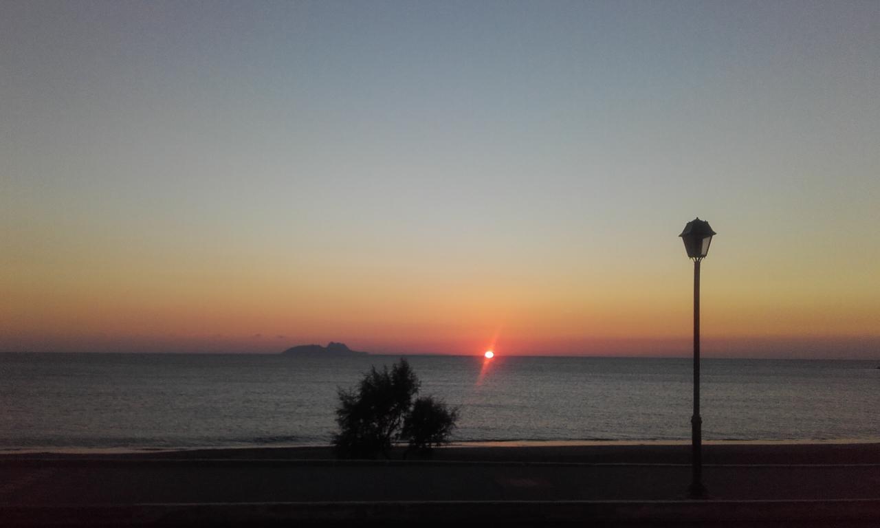 Rodia * Kokkinos Pirgos